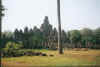 Cambodia AnkorWat2.jpg (33327 Byte)